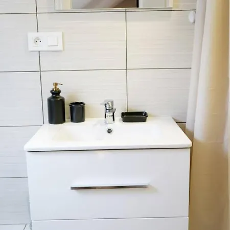 Appartement Rm 1 Personne *